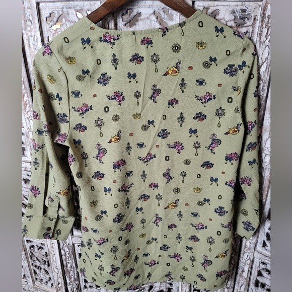 All About You Womens Green Teapot Floral Print Popover Blouse - Picture 3 of 10